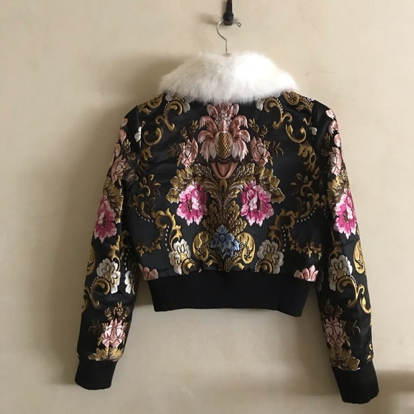 Floral Brocade Jacket with Faux Fur Collar - Picture 5 of 11